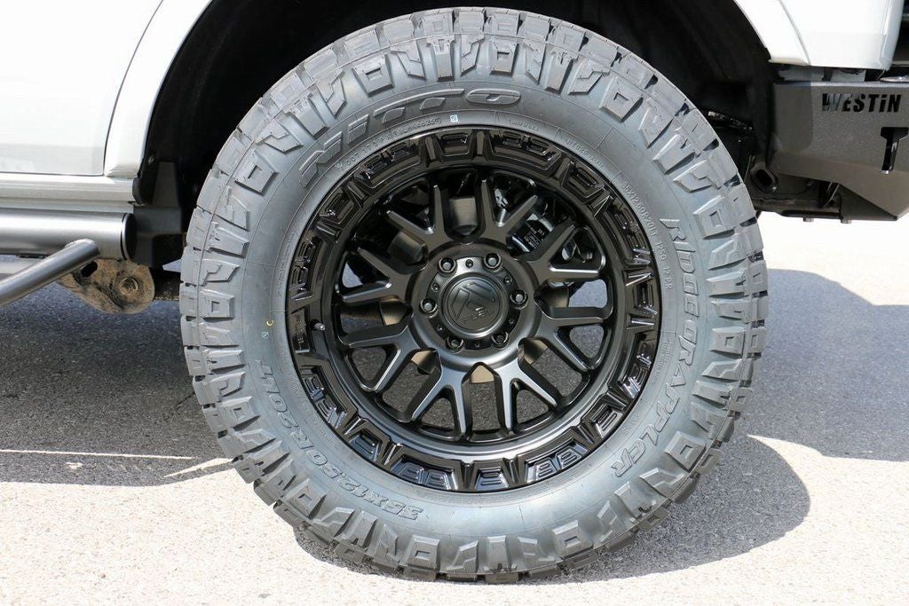 2026 Ford Bronco Outer Banks Custom