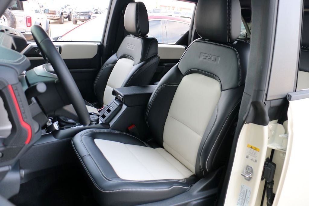 2026 Ford Bronco Outer Banks 60th Anniversary Package
