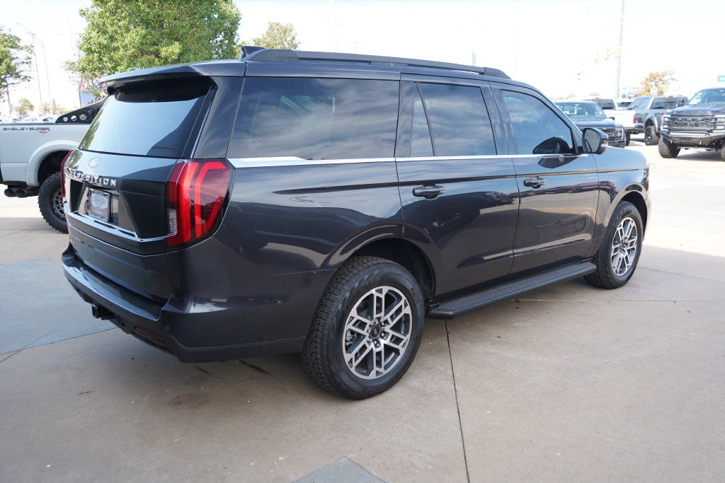 2026 Ford Expedition Active