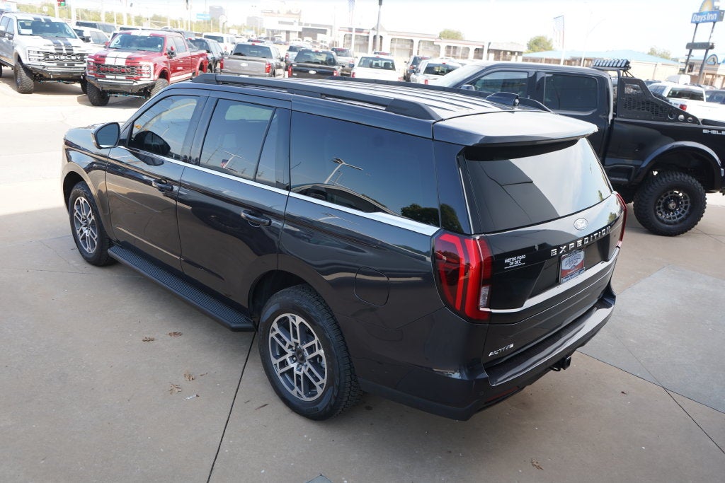 2026 Ford Expedition Active