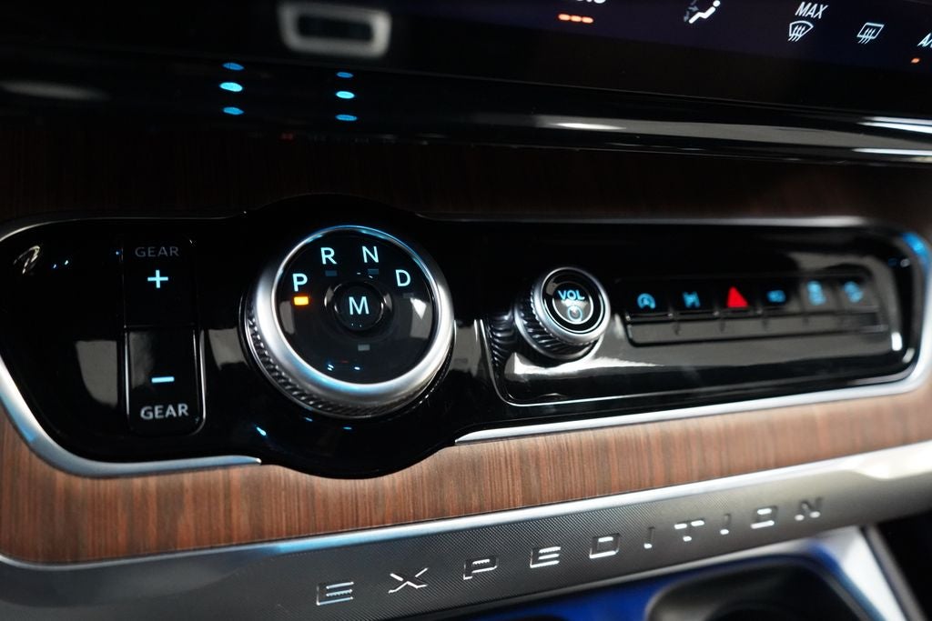 2027 Ford Expedition King Ranch