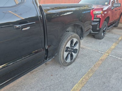 2023 Ford F-150 Lightning Platinum