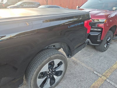 2023 Ford F-150 Lightning Platinum