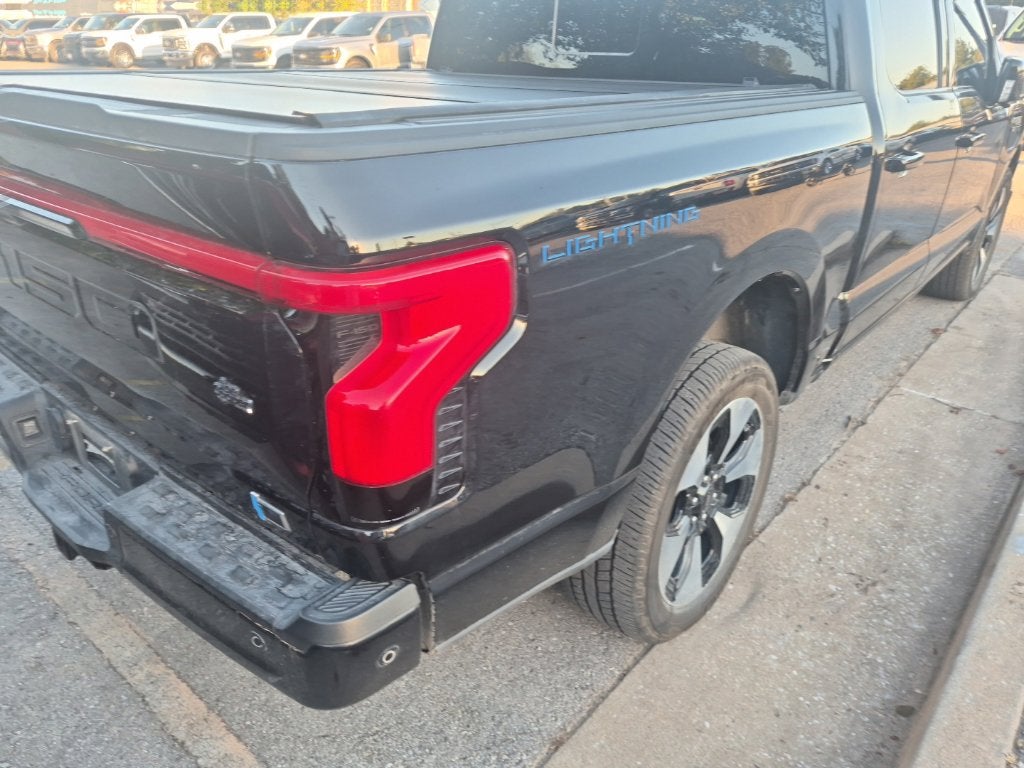 2023 Ford F-150 Lightning Platinum
