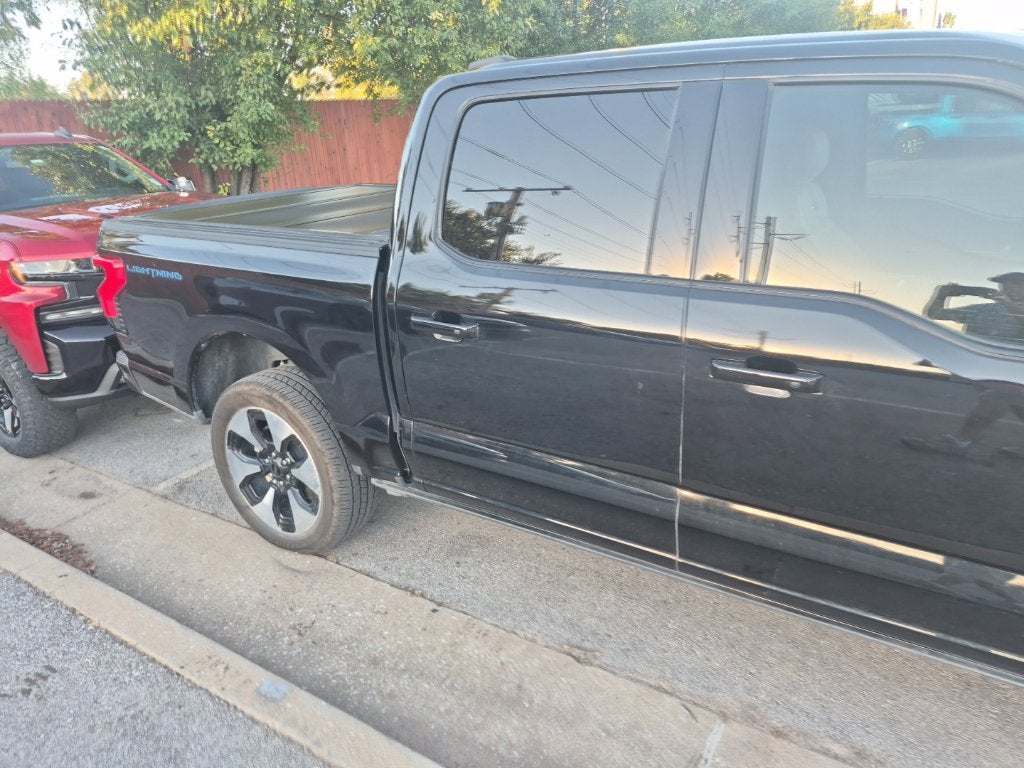 2023 Ford F-150 Lightning Platinum
