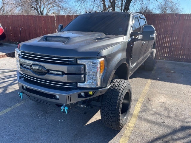 2017 Ford F-250SD Lariat