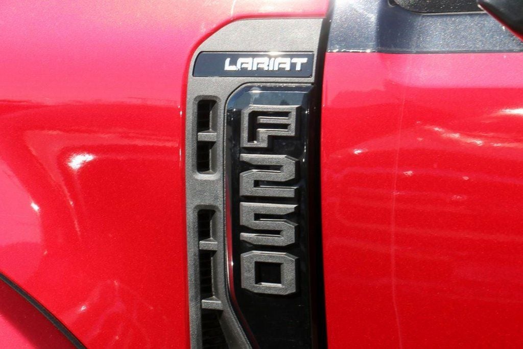 2026 Ford F-250SD Lariat BLACK WIDOW