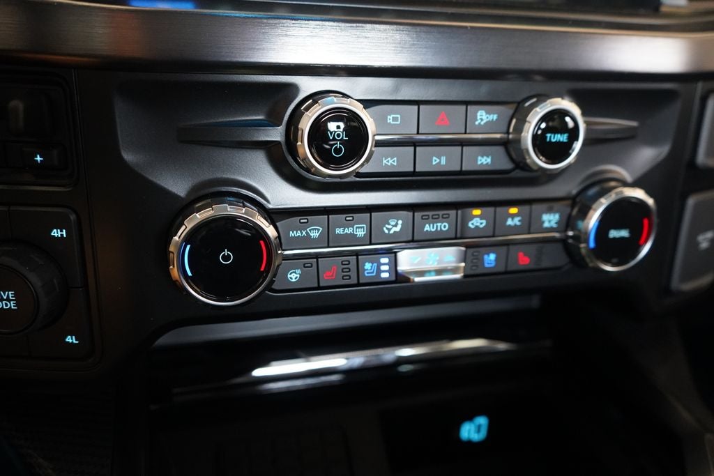 2026 Ford F-250SD Lariat ROUSH