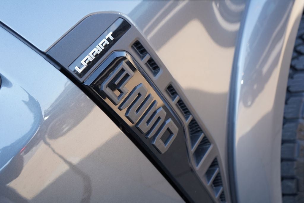 2026 Ford F-250SD Lariat ROUSH