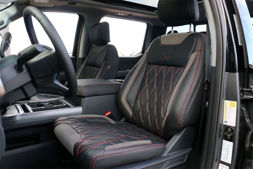 2026 Ford F-250SD Lariat BLACK WIDOW