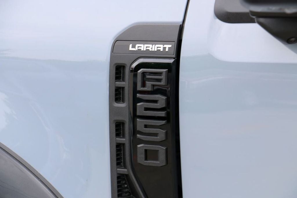 2026 Ford F-250SD Lariat ROUSH