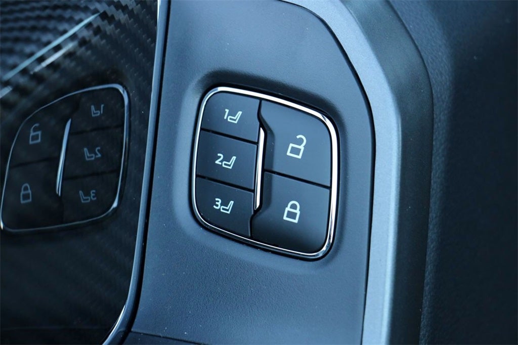 2026 Ford F-250SD Lariat ROUSH