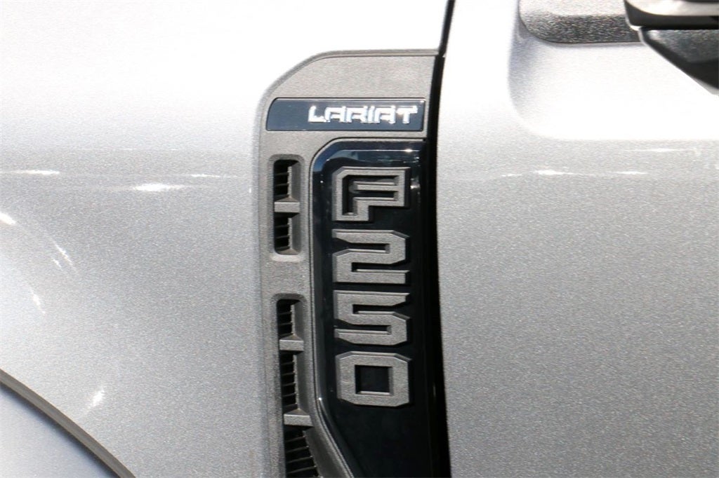 2026 Ford F-250SD Lariat ROUSH