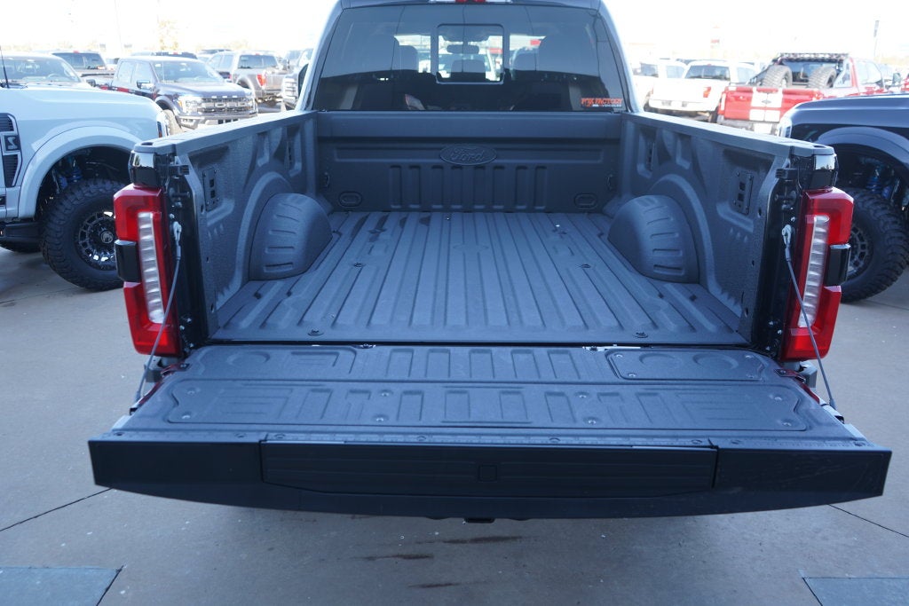 2026 Ford F-250SD Lariat BLACK OPS