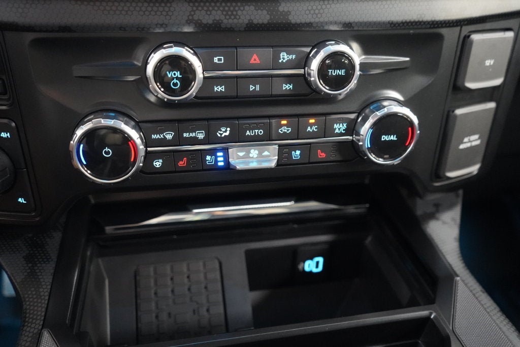 2026 Ford F-250SD Lariat BLACK OPS