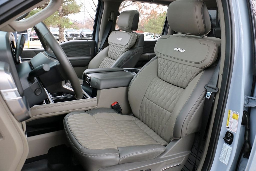 2025 Ford F-250SD Platinum