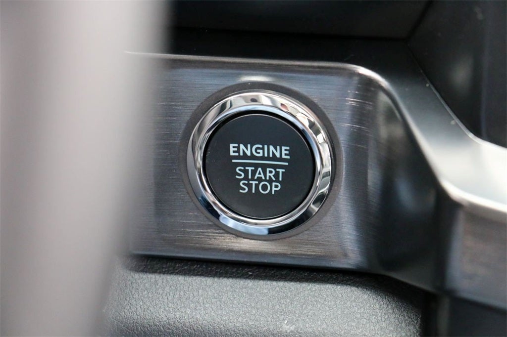 2026 Ford F-250SD Lariat ROUSH