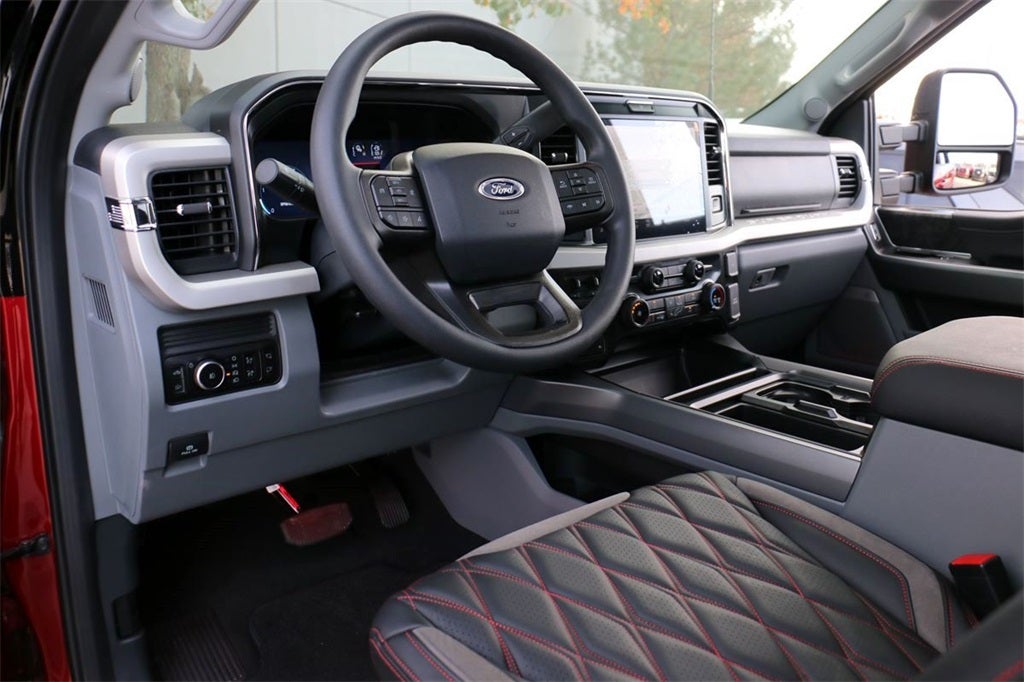 2026 Ford F-250SD XLT BLACK WIDOW