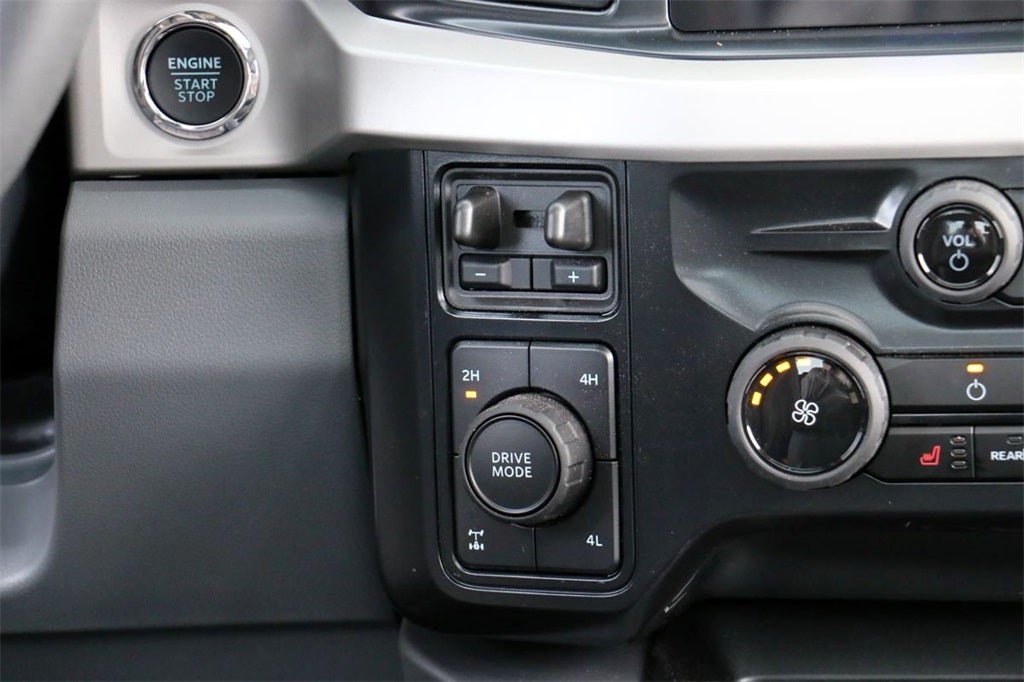 2026 Ford F-250SD XLT BLACK WIDOW