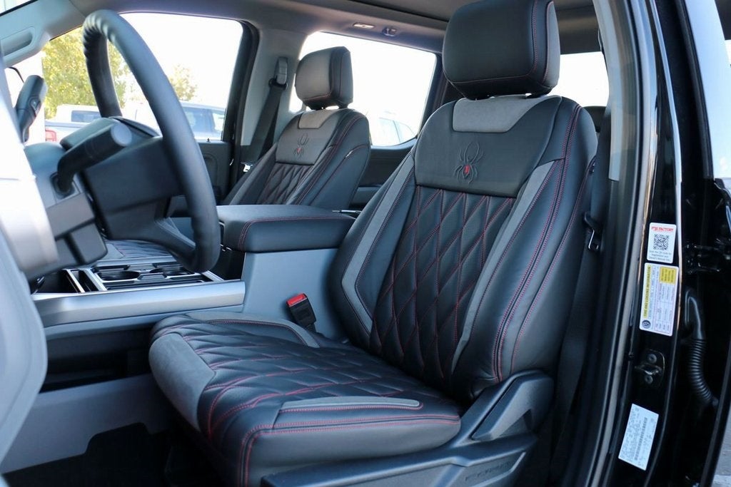 2026 Ford F-250SD XLT BLACK WIDOW