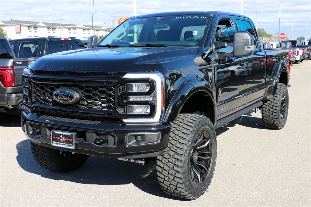2026 Ford F-250SD XLT BLACK WIDOW