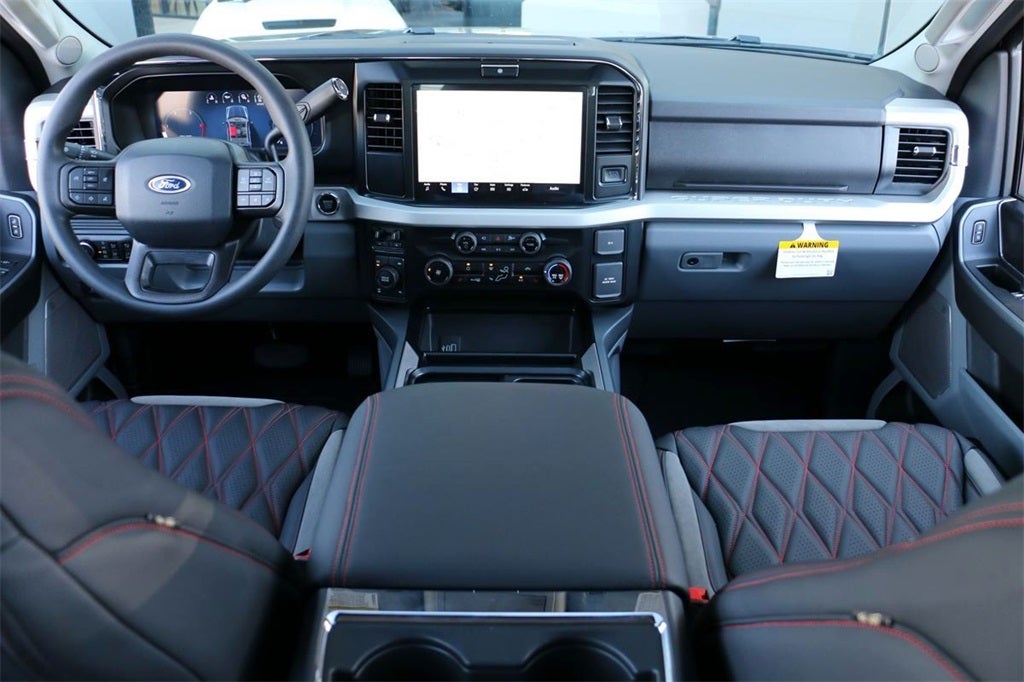 2026 Ford F-250SD XLT BLACK WIDOW