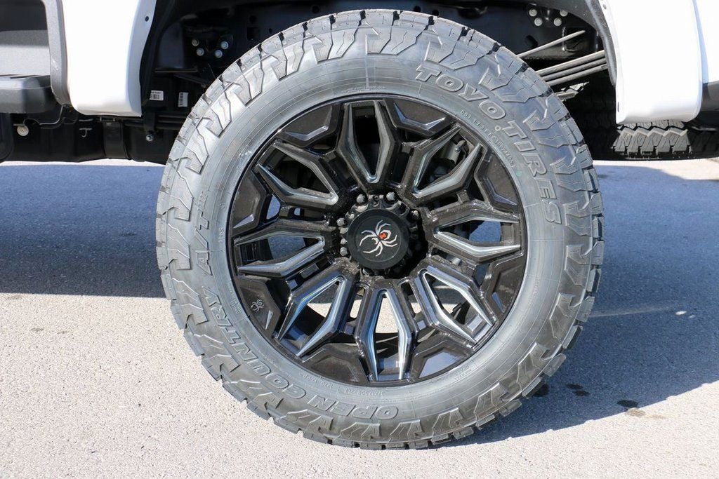 2026 Ford F-250SD Lariat BLACK WIDOW