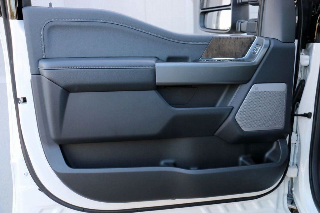 2026 Ford F-250SD Lariat BLACK WIDOW