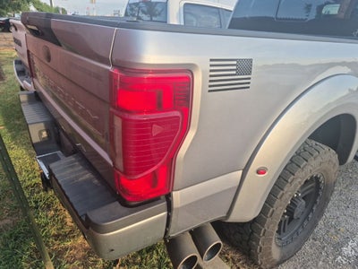 2022 Ford F-250SD Lariat
