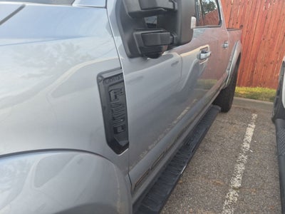 2022 Ford F-250SD Lariat