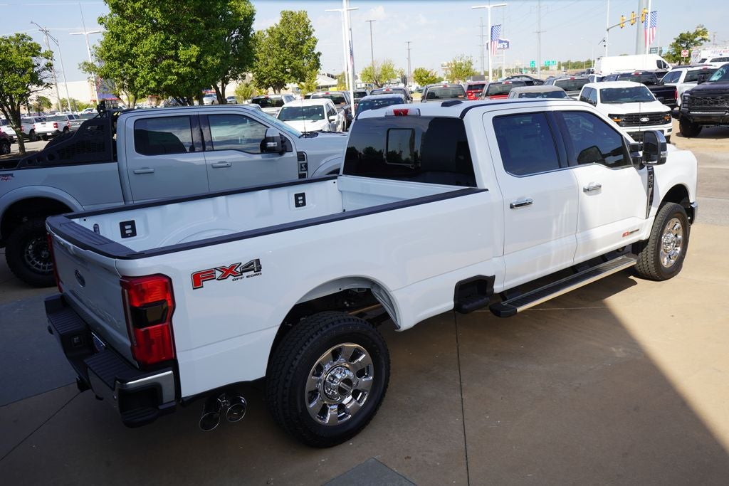 2026 Ford F-350SD Lariat