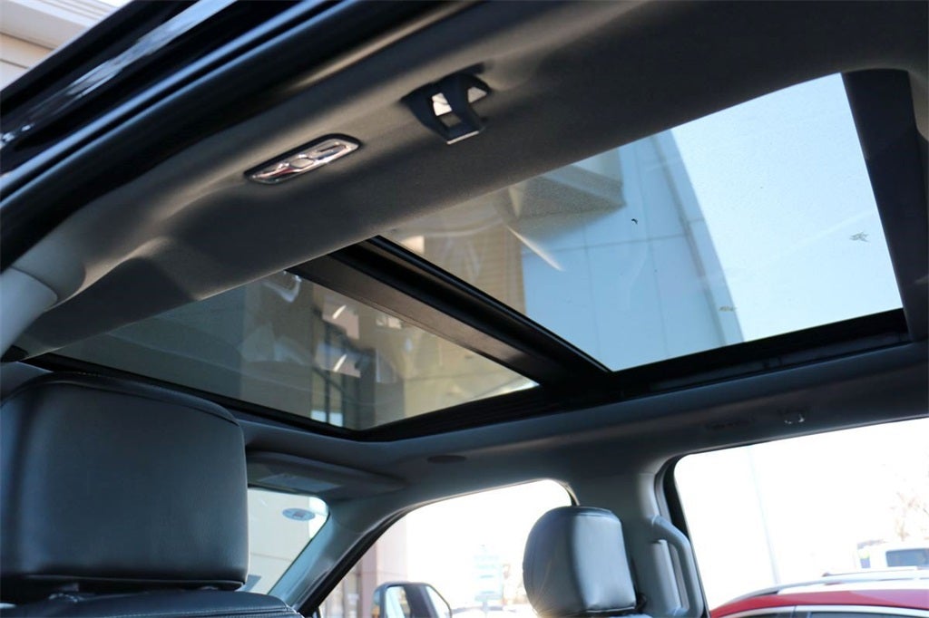 2026 Ford F-350SD Lariat ROUSH