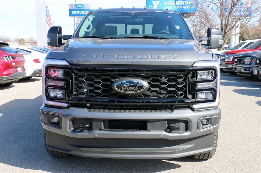 2026 Ford F-350SD Lariat