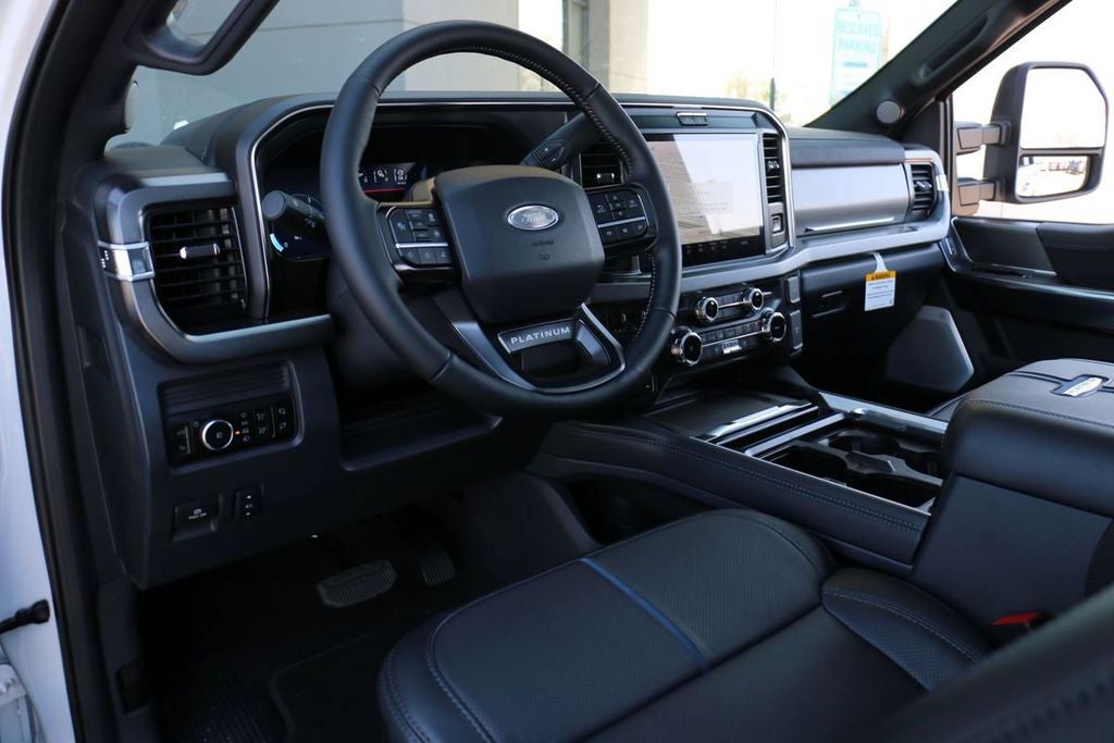 2026 Ford F-350SD Platinum Tremor