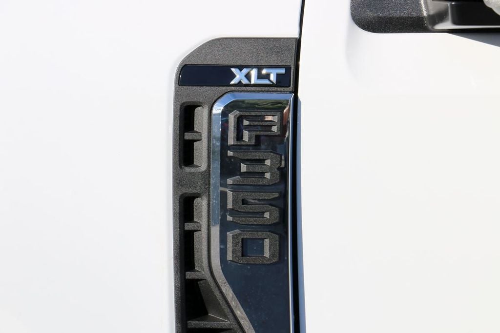 2026 Ford F-350SD XLT