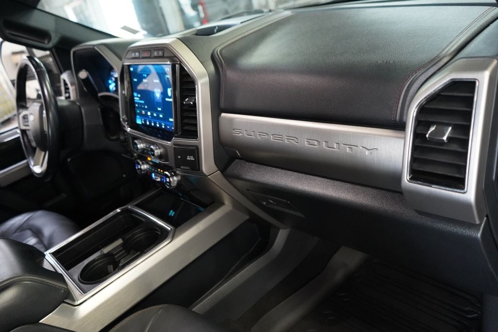 2022 Ford F-350SD Platinum