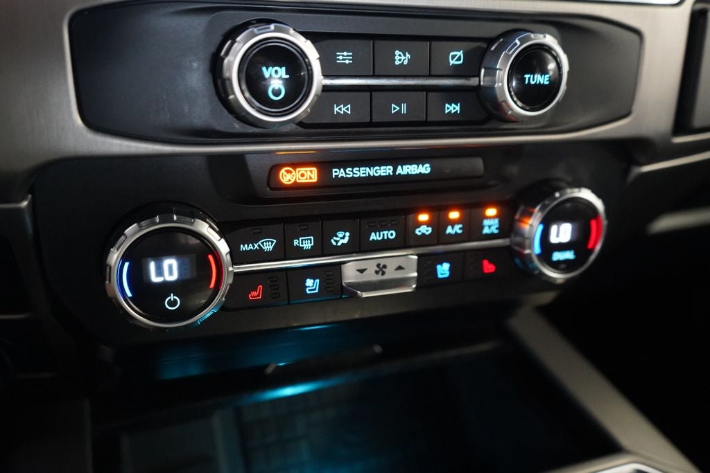 2022 Ford F-350SD Platinum