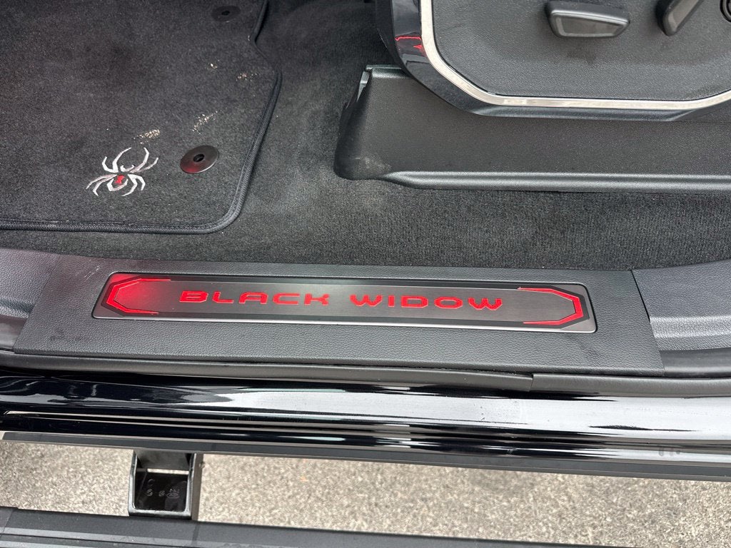 2026 Ford F-350SD Platinum BLACK WIDOW