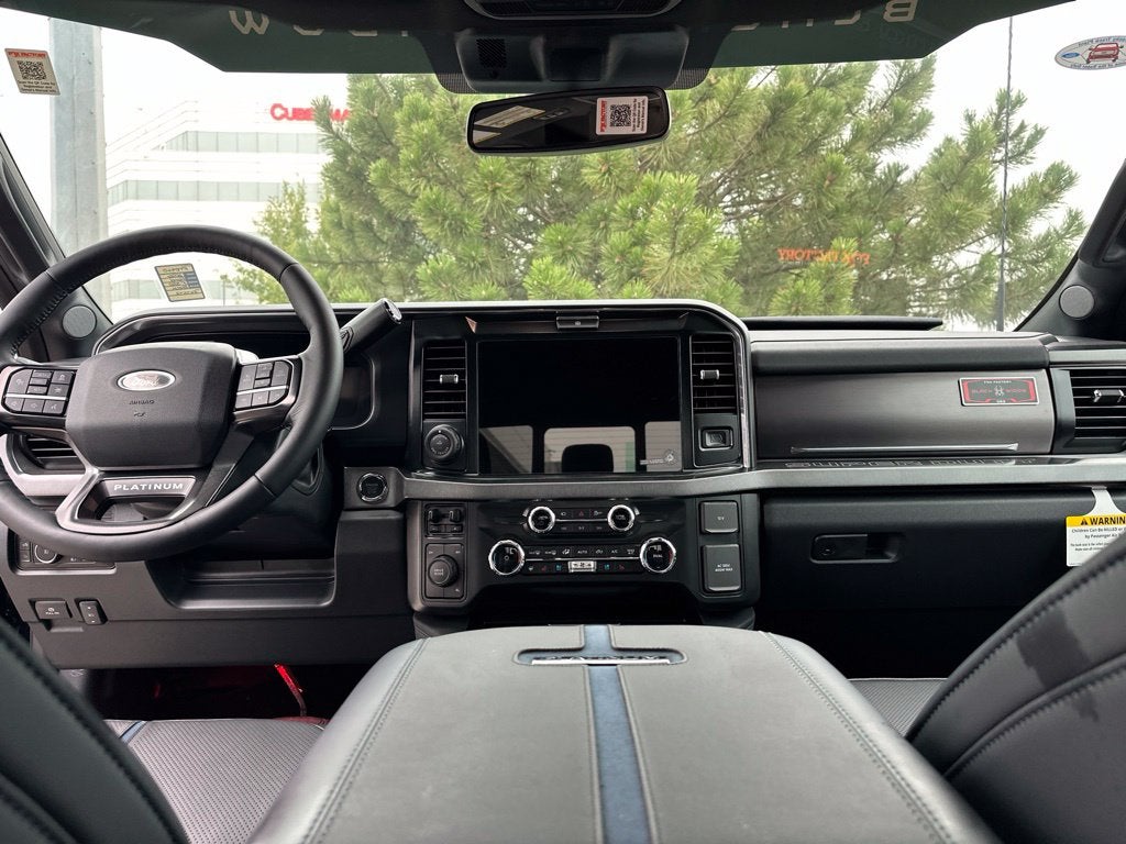 2026 Ford F-350SD Platinum BLACK WIDOW
