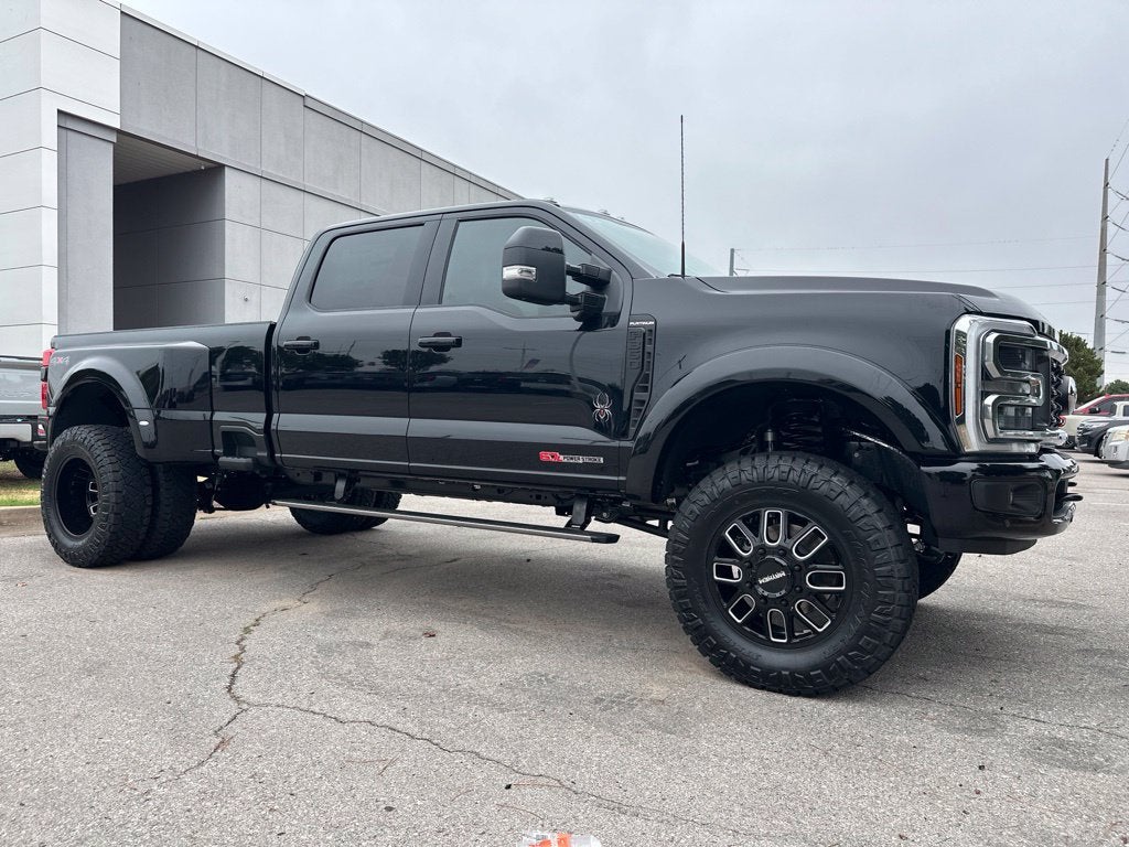 2026 Ford F-350SD Platinum BLACK WIDOW
