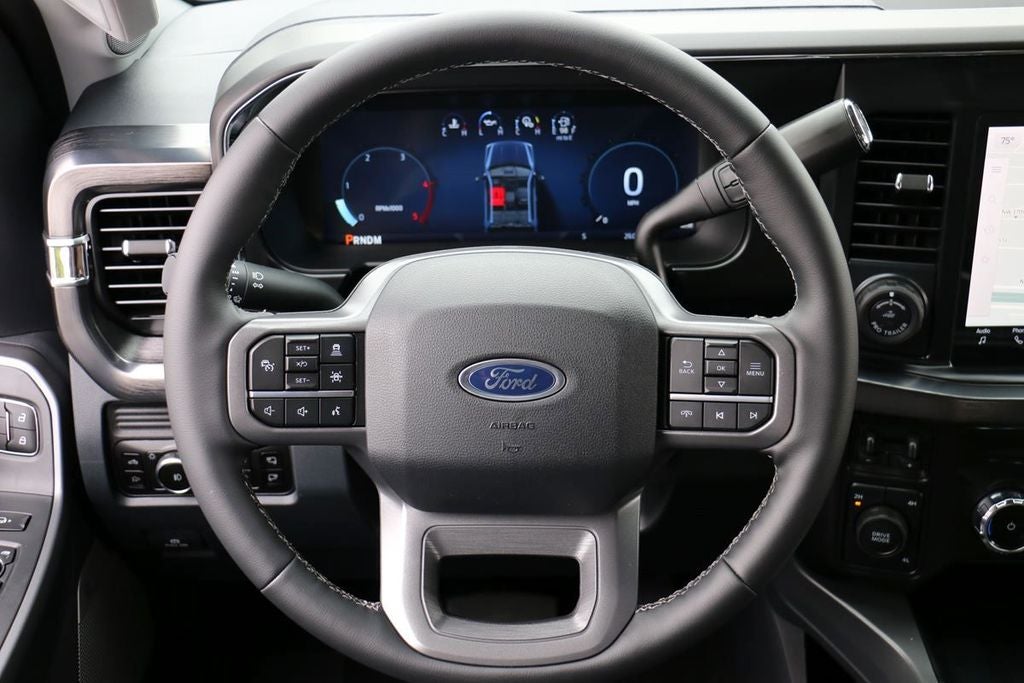 2026 Ford F-350SD Lariat DRW