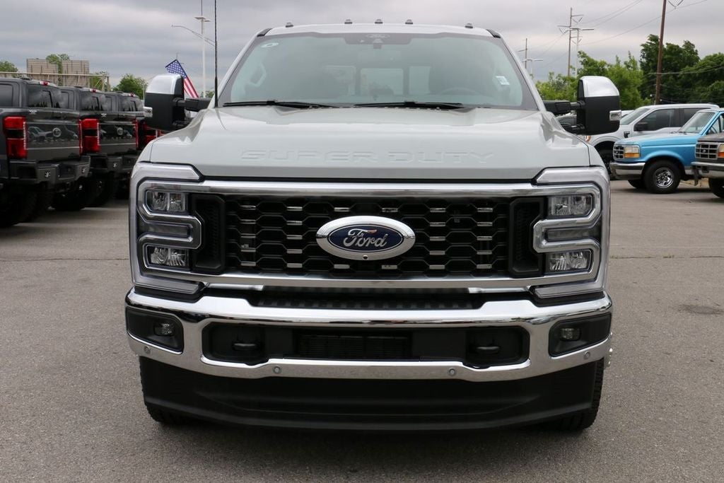 2026 Ford F-350SD Lariat DRW