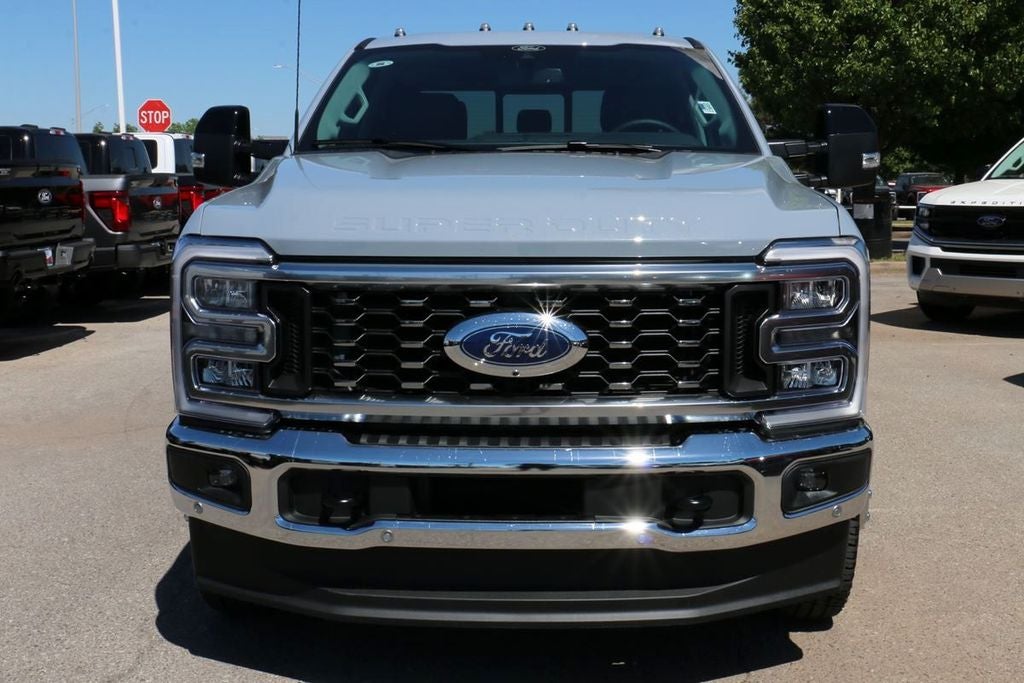 2026 Ford F-350SD Lariat DRW