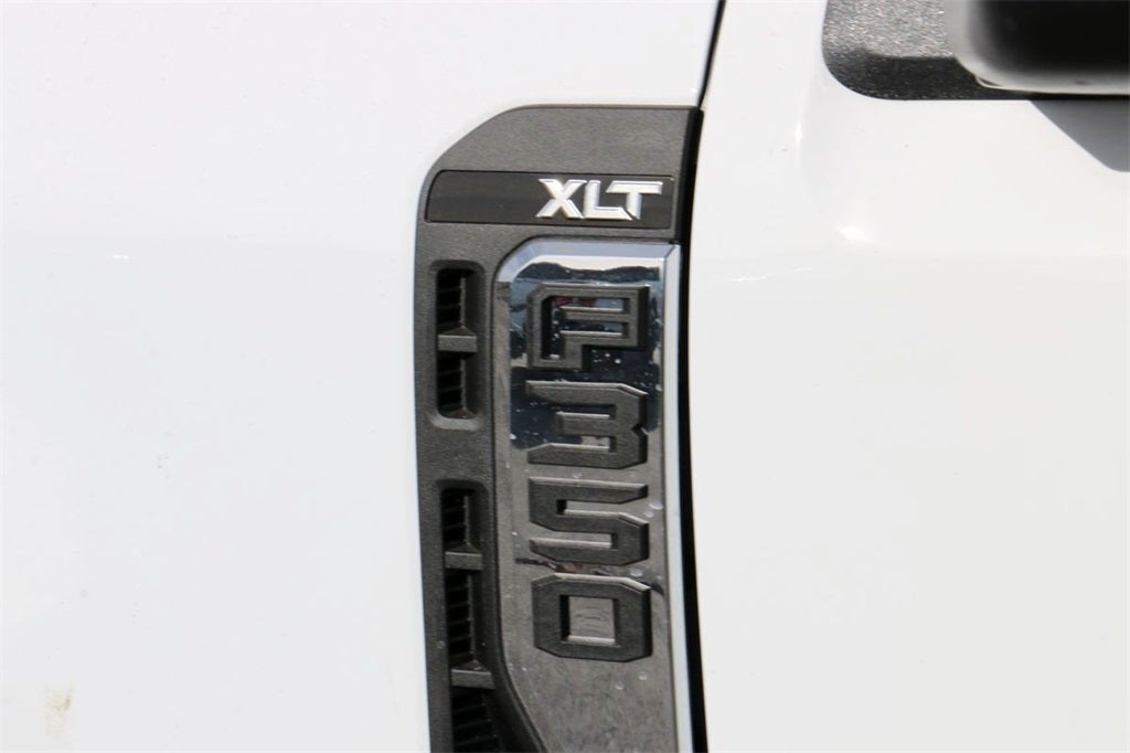 2026 Ford F-350SD XLT DRW