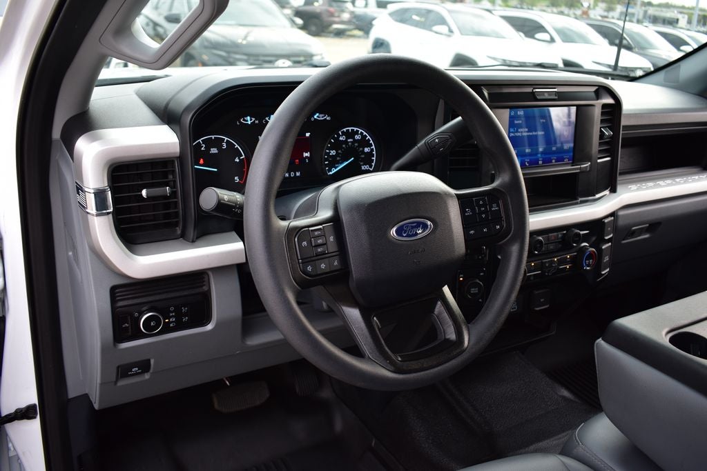 2025 Ford F-350SD XL DRW