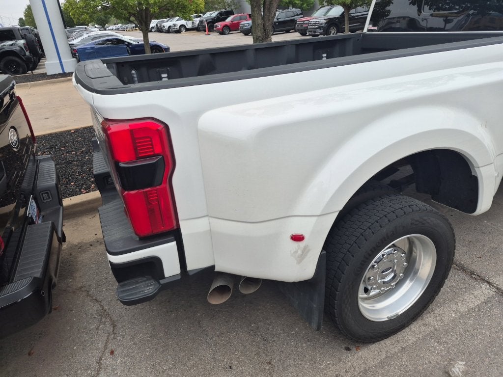 2024 Ford F-450SD Limited DRW
