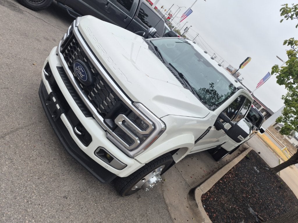 2024 Ford F-450SD Limited DRW