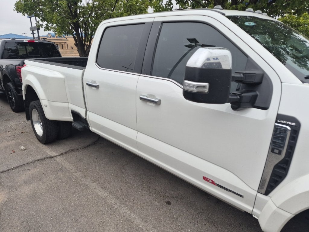 2024 Ford F-450SD Limited DRW
