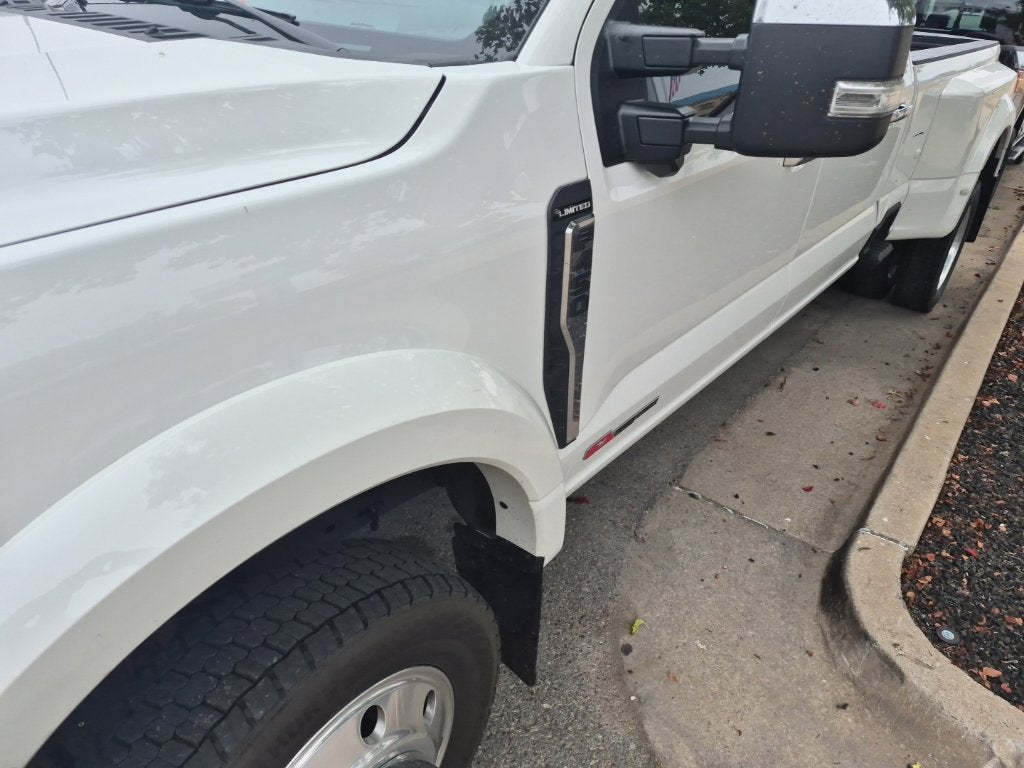 2024 Ford F-450SD Limited DRW