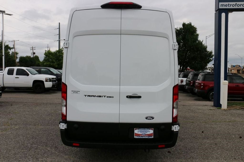 2026 Ford Transit-250 Base